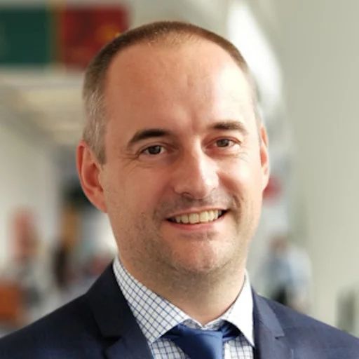 Pr D. GRUSSON